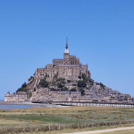 Vaux-sur-Aure Le Viking Entre Mer Et Terre מראה חיצוני תמונה